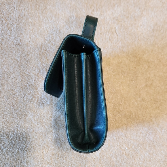 matt and nat dark green clutch - Picture 5 of 6